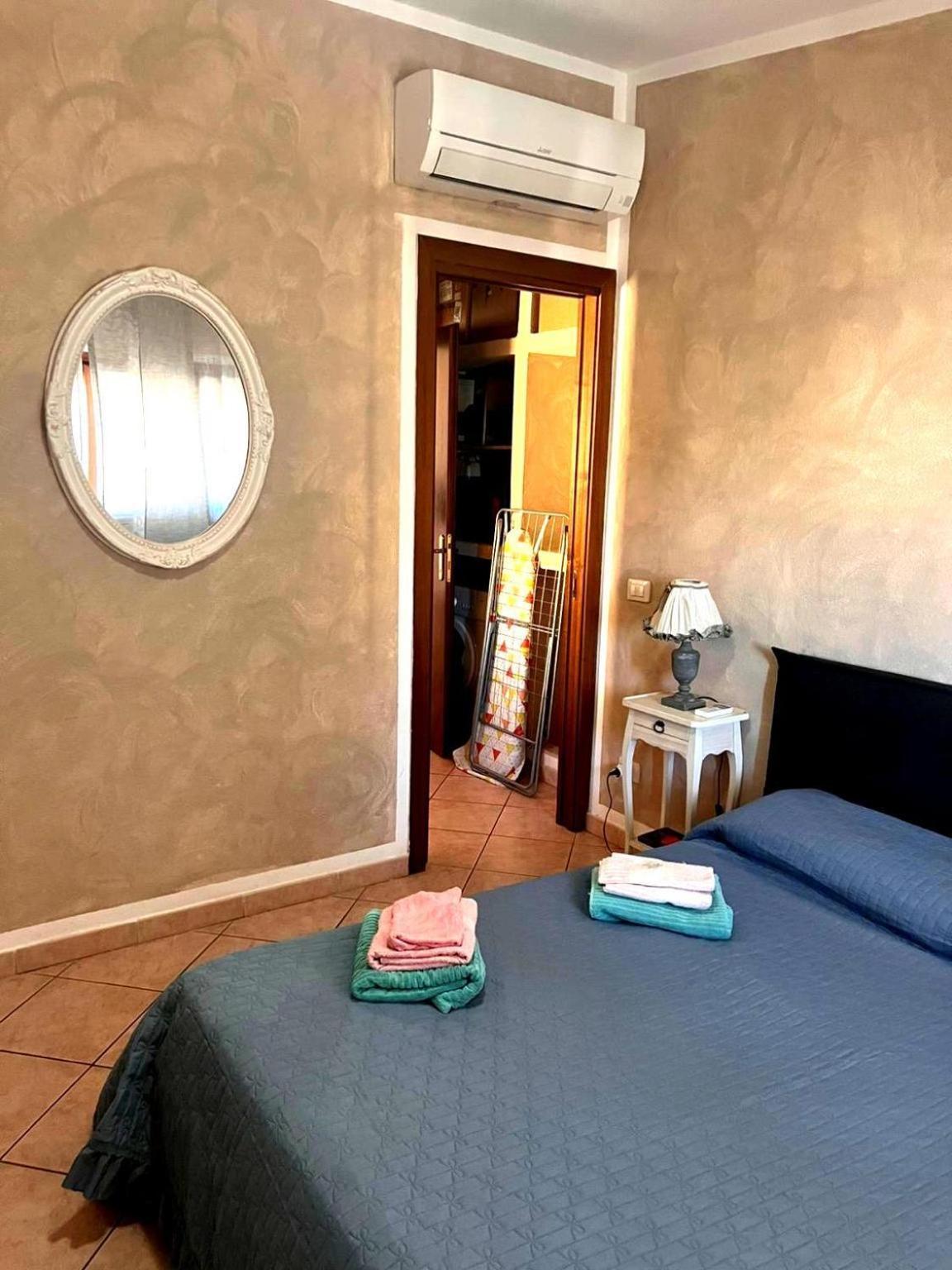 Apartamento Santa Maria Olbia Exterior foto
